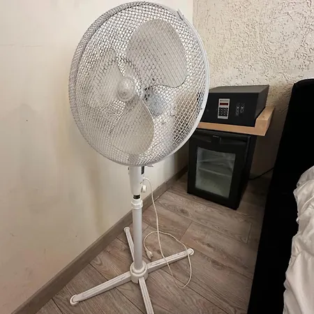 Taksim White Hotel *