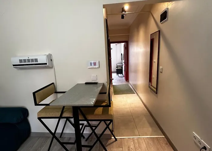 Taksim White Hotel *